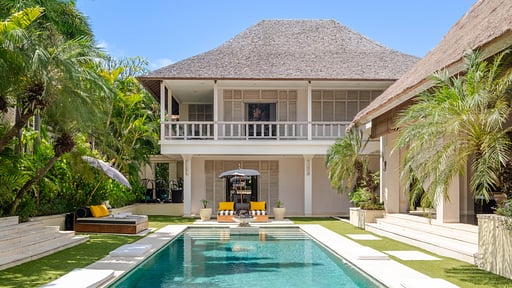 Villa Nalina Swimming pool