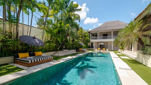 Villa Nalina Swimming pool