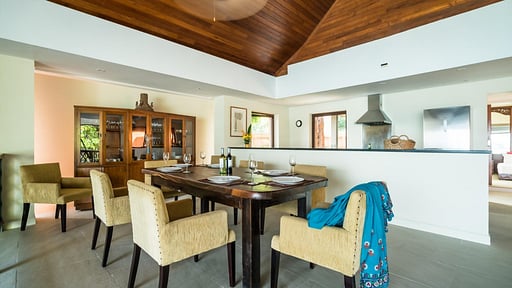 Villa Nam Bo Dining area
