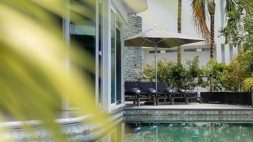 Villa Namaste Бассейн