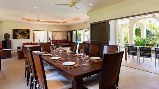 Villa Namjai Dining area