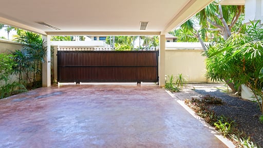 Villa Namjai Parking areas