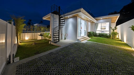 Villa Namo Parking areas