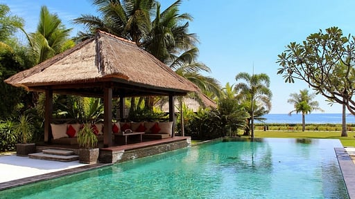Villa Naora Swimming pool