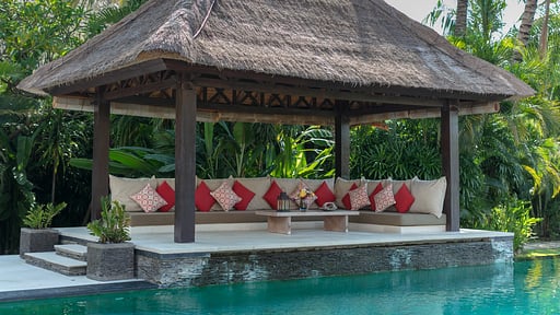 Villa Naora Swimming pool