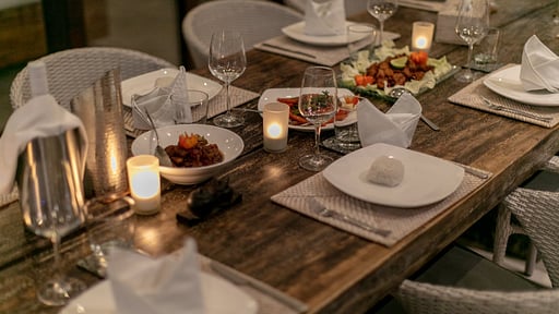 Villa Naora Dining area