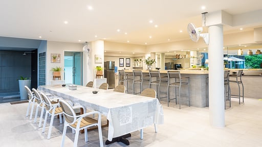 Villa Napalai Layan Обеденная зона