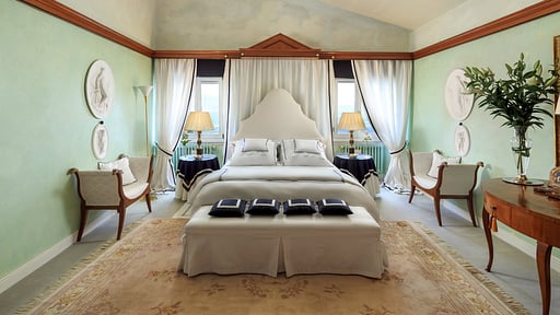 Villa Napoleone Schlafzimmer 1