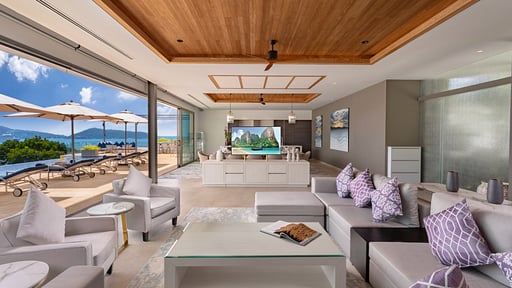 Villa Narissa Phuket Living room 
