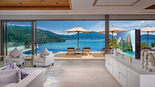 Villa Narissa Phuket Living room 