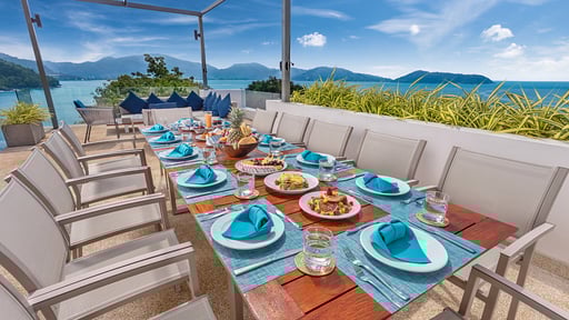 Villa Narissa Phuket Dining area