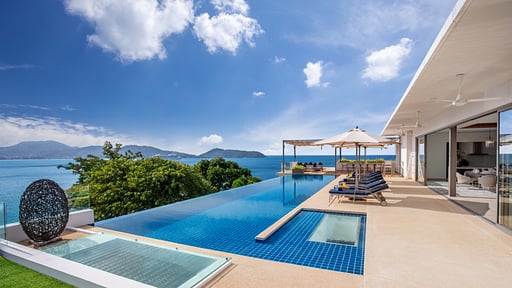 Villa Narissa Phuket Swimming pool