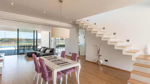 Villa Naturaleza Dining area