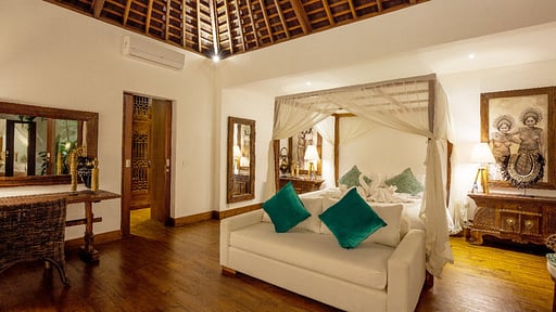 Villa Naty Bedroom 1
