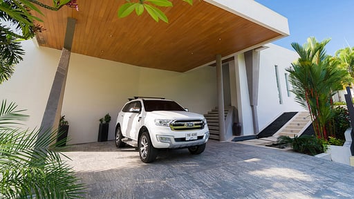 Villa Nautilus Parking areas