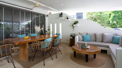 Villa Naya Samui Dining area