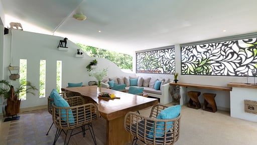 Villa Naya Samui Dining area