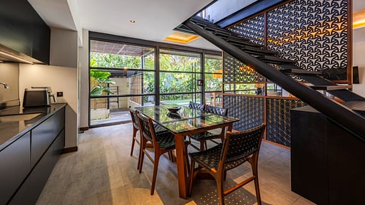 Villa Nemausus Zona de comedor