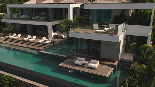 Villa Neo Swimming pool