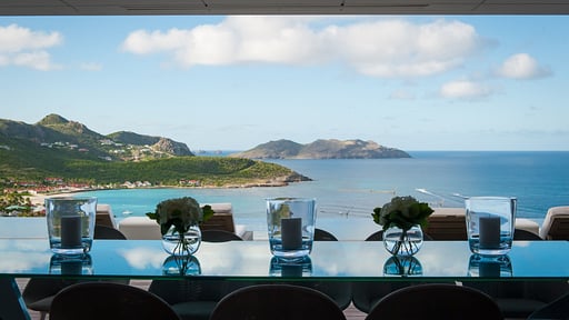 Villa Neo Dining area