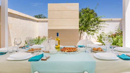 Villa Nettuno Terrace/Veranda