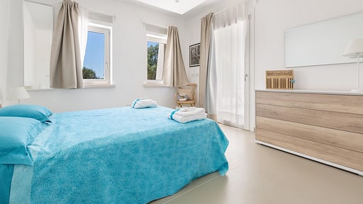 Villa Nettuno Bedroom 1
