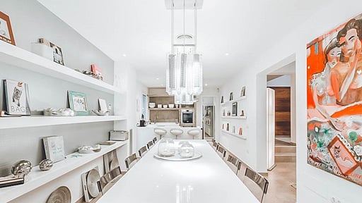 Villa Nia Dining area