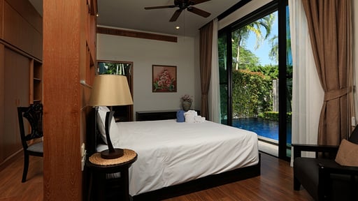 Villa Nias Bedroom 1