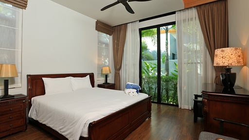 Villa Nias Bedroom 2