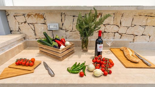 Villa Nica BBQ equipment