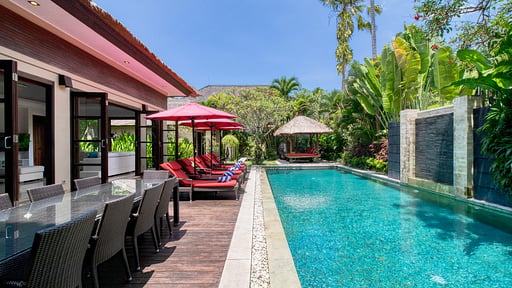 Villa Nilaya Swimming pool