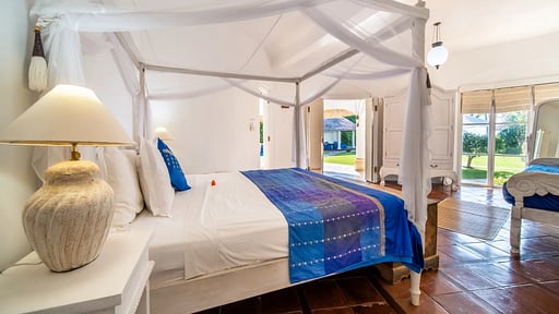 Villa Nirvana Biru Bedroom 1