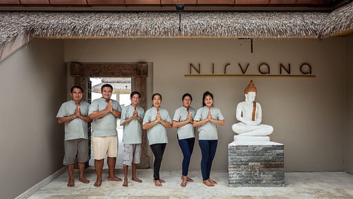 Villa Nirvana Villa staff