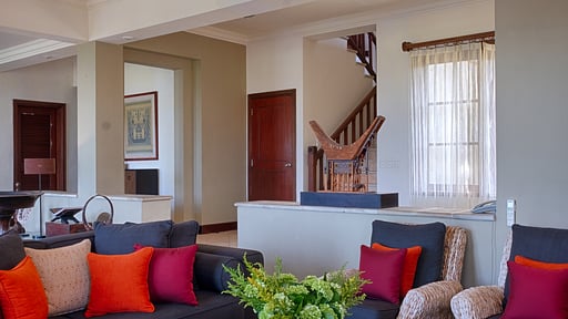 Villa Nirwana Living room