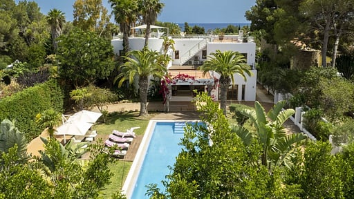 Villa Niu Blau