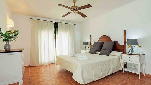 Villa Nogues Slaapkamer 1