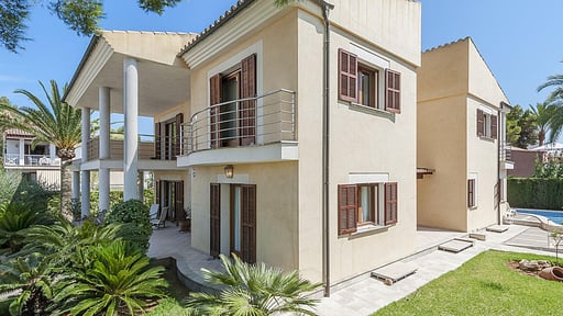 Villa Northern Star Others