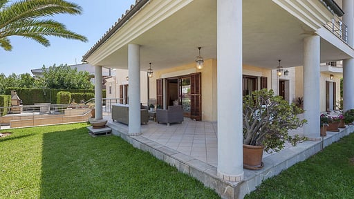 Villa Northern Star Others