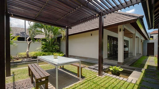 Villa Nunia Two Garden