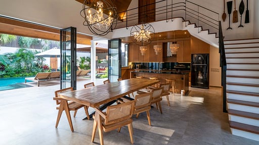 Villa Nusantara Lima Dining area