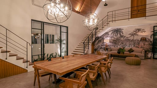 Villa Nusantara Lima Dining area