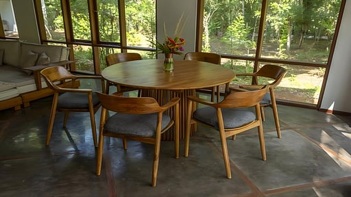 Villa Nutmeg Dining area