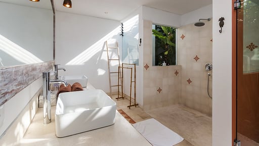Villa Nymphea Bedroom 4