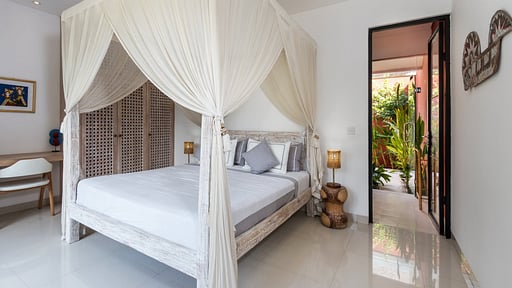 Villa Nymphea Bedroom 1