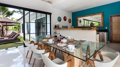 Villa Nymphea Dining area