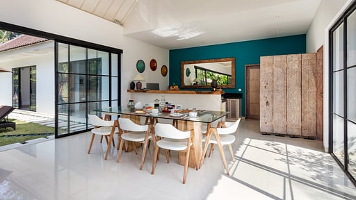 Villa Nymphea Dining area