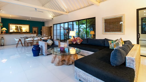 Villa Nymphea Living room