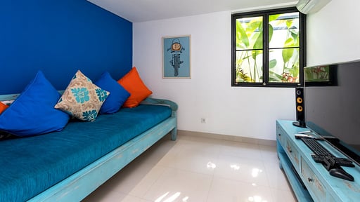 Villa Nymphea Media room
