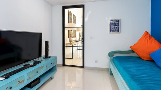Villa Nymphea Media room