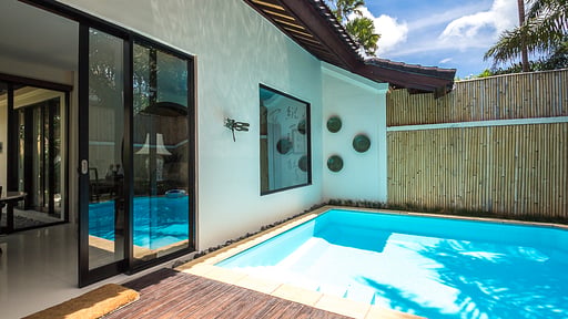 Villa Oaini Kolam renang